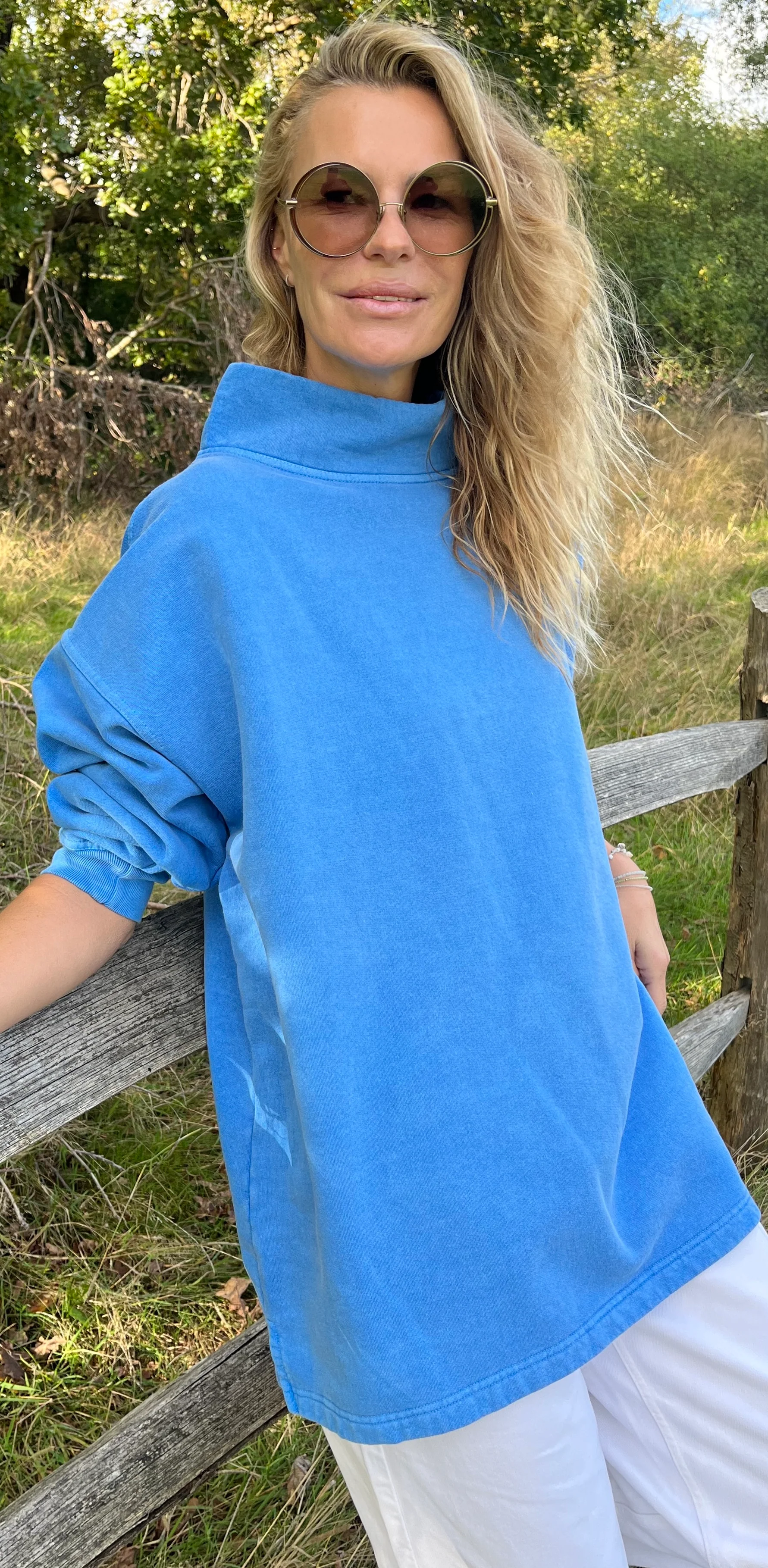 HIGH NECK SWEATSHIRT - Diana Blue - Image 3