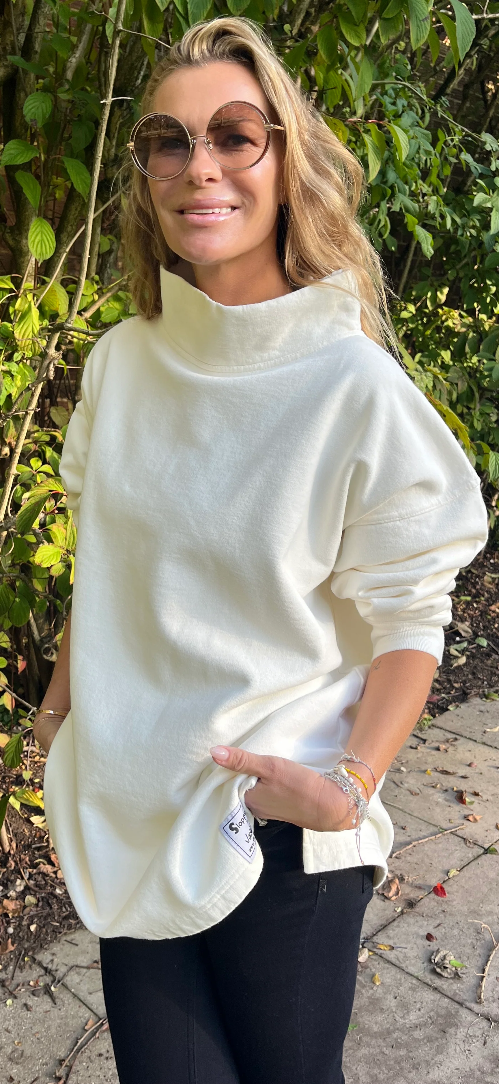 HIGH NECK SWEATSHIRT - Warm White - Image 3