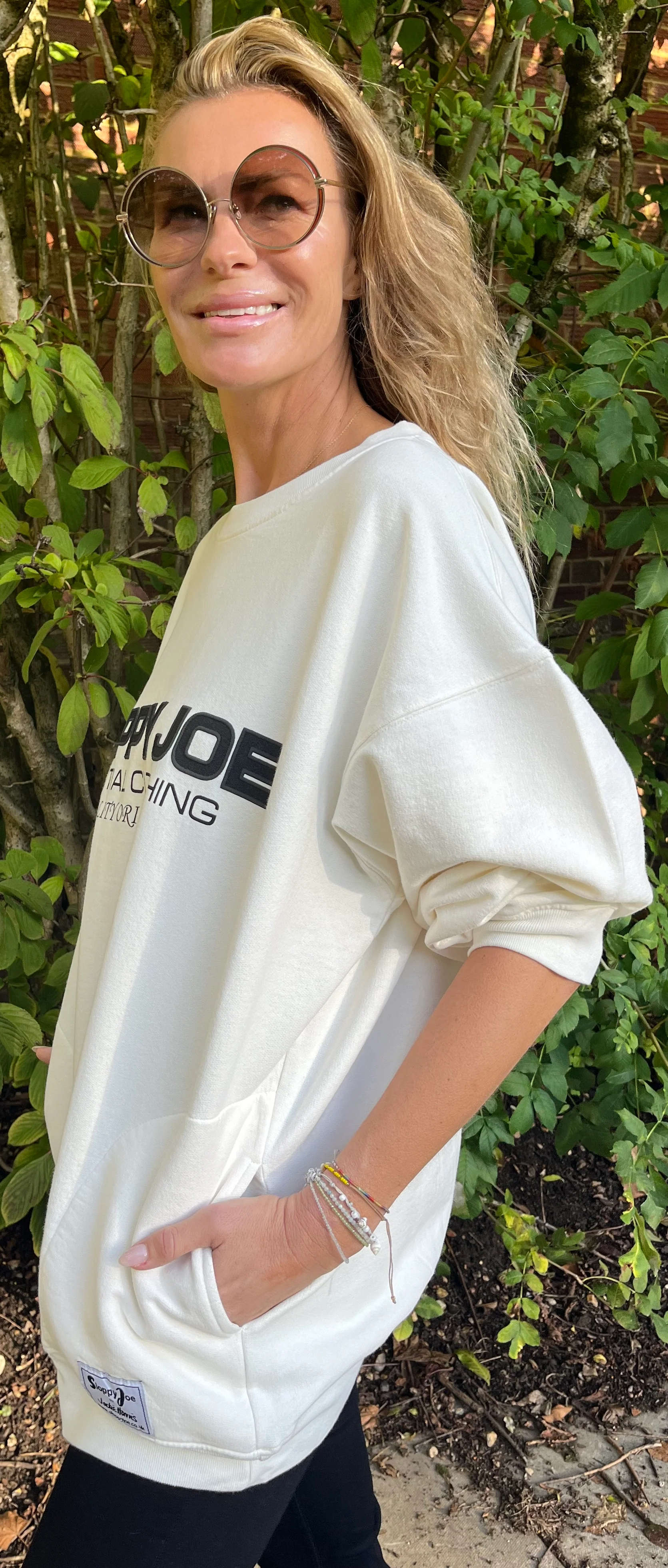 Oversized Pocket Crew - White - Image 3